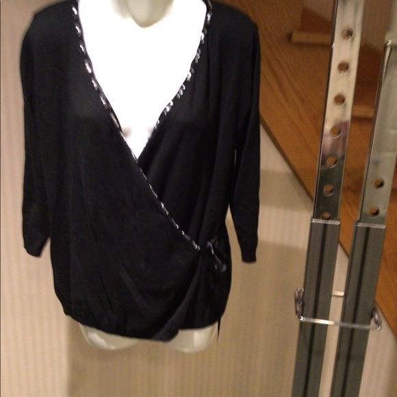 ⬇️Price Dropped ⬇️Black 3/4 sleeve wrap around with rhinestones  knit top - Picture 6 of 6